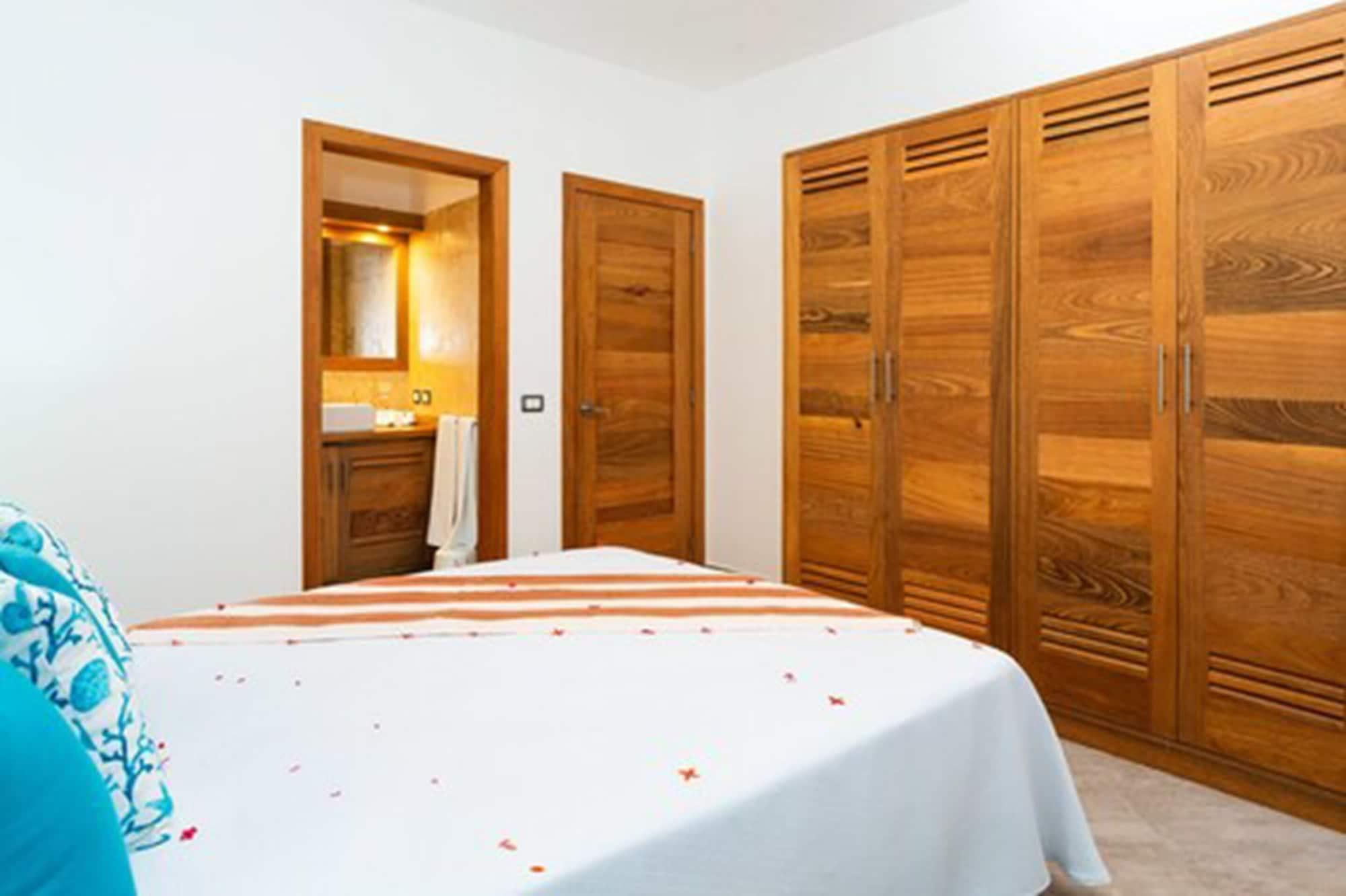 Louisa Apartamentos 拉斯特拉纳斯 外观 照片